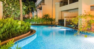 Quelles sont les meilleures idées d'aménagement paysager autour d'une piscine ?