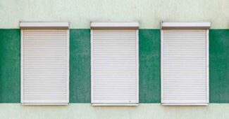 Pourquoi choisir des volets roulants solaires avec pose en applique pour votre habitat ?