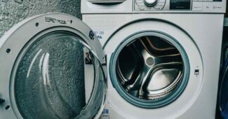 Nettoyer un lave-linge avec une astuce de grand-mère au citron : méthodes efficaces et écologiques