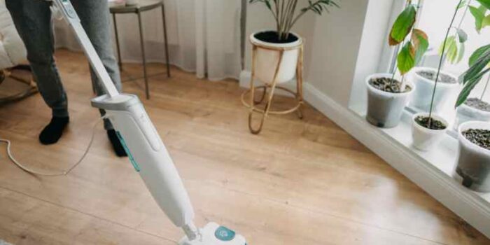 Comparatif aspirateur balai laveur vs aspirateur traîneau : lequel choisir ? ChoiceDek