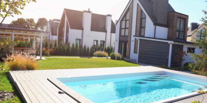 Quelles sont les règles pour construire une piscine en France ?-ChoiceDek
