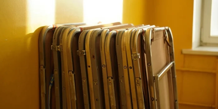 Comment bien choisir une couchette empilable pour la maternelle ?