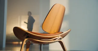 Eames Lounge Chair : histoire et caractéristiques du fauteuil iconique de Charles et Ray Eames