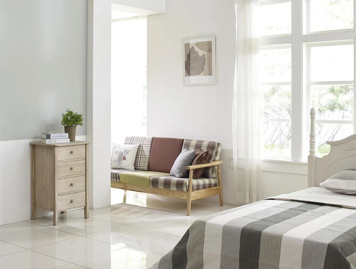 Canapé en chenille cocooning dans un salon