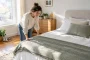 Comment transformer votre chambre en suite d'hôtel romantique ?